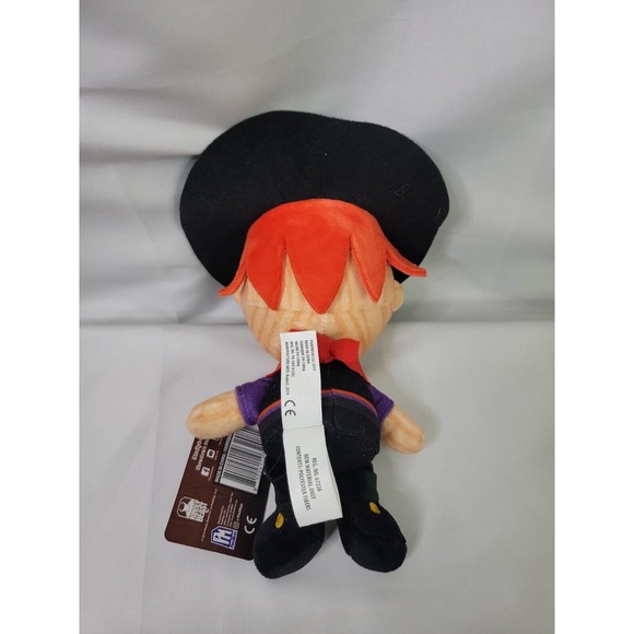 Showdown Bandit Banker Collectible Plashes, Series 1, Ages: 3+ - Picture 3 of 3